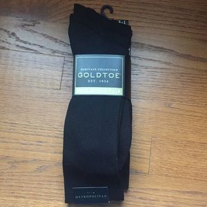 4 pair MENs heritage collection Goldtoe socks.